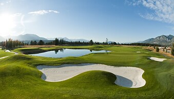 Headwaters Lodge at Eagle Ranch Resort