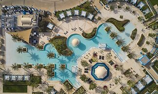 Hilton Salwa Beach Resort & Villas