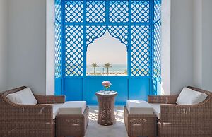 Hilton Salwa Beach Resort & Villas