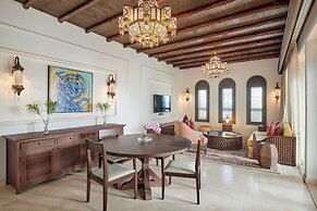 Hilton Salwa Beach Resort & Villas