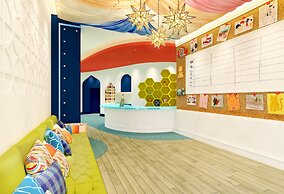 Hilton Salwa Beach Resort & Villas