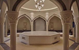 Hilton Salwa Beach Resort & Villas