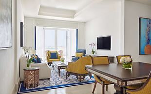 Hilton Salwa Beach Resort & Villas