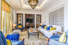 Hilton Salwa Beach Resort & Villas