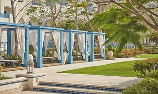 Hilton Salwa Beach Resort & Villas