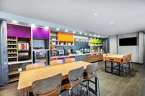 Home2 Suites by Hilton Laredo Airport