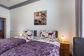 The Capri Guesthouse