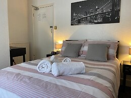 The Capri Guesthouse