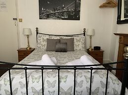 The Capri Guesthouse