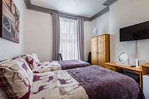 The Capri Guesthouse