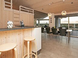 Vibrant Holiday Home in Jutland near Sea