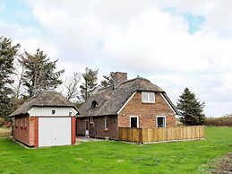 6 Person Holiday Home in Ulfborg