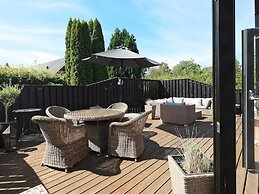 Modern Coastal Retreat in Eno-by Traum