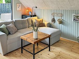 Modern Coastal Retreat in Eno-by Traum