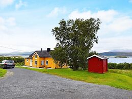 Seaside Charm in Hamaroy-by Traum