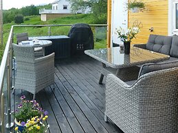 Seaside Charm in Hamaroy-by Traum