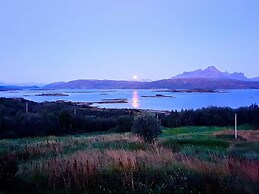 Seaside Charm in Hamaroy-by Traum