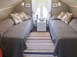 Seaside Charm in Hamaroy-by Traum