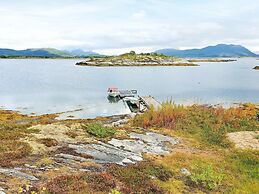 Seaside Charm in Hamaroy-by Traum