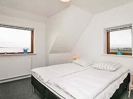 Seaside Retreat in Hvalpsund-by Traum
