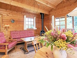 Charming Coastal Retreat-by Traum