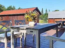 Charming Coastal Retreat-by Traum