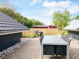 8 Person Holiday Home in Hemmet