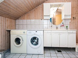 8 Person Holiday Home in Hemmet