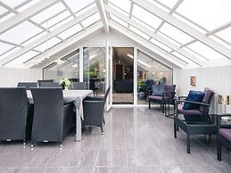 8 Person Holiday Home in Hemmet