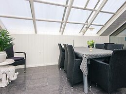 8 Person Holiday Home in Hemmet