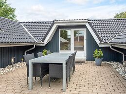 8 Person Holiday Home in Hemmet