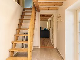 Idyllic Thatched Cottage Retreat-by Traum