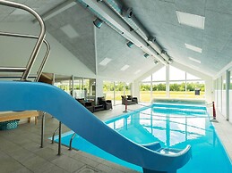 15 Person Holiday Home in Hojslev