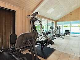 15 Person Holiday Home in Hojslev