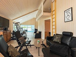 15 Person Holiday Home in Hojslev