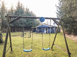 Secluded Lagoon Retreat in Hou-by Traum