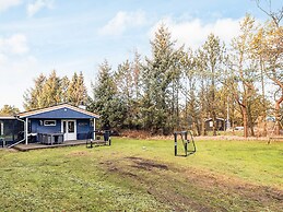 Secluded Lagoon Retreat in Hou-by Traum
