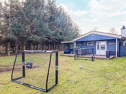 Secluded Lagoon Retreat in Hou-by Traum