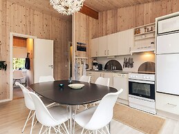 Beachside Bliss in Marielyst-by Traum