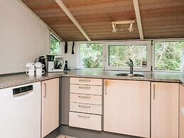Idyllic Retreat With Whirlpool-by Traum