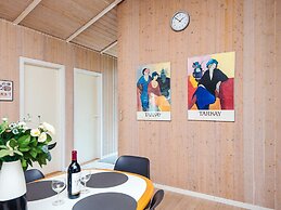 Idyllic Retreat With Whirlpool-by Traum