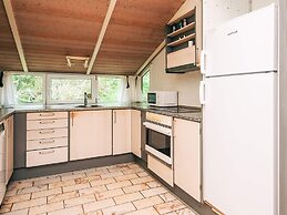 Idyllic Retreat With Whirlpool-by Traum