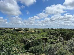 Tranquil Thatched Cottage on Romo-by Traum