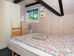 Tranquil Thatched Cottage on Romo-by Traum