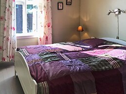 6 Person Holiday Home in Oystese