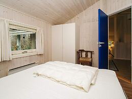 Cozy Retreat in Rorvig Haven-by Traum