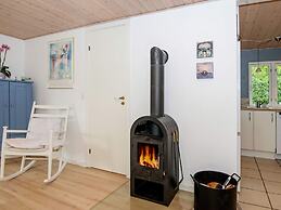 6 Person Holiday Home in Glesborg