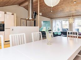 10 Person Holiday Home in Hjorring