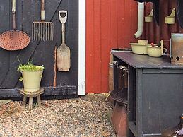 Country Cottage Near Ullared