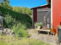 Country Cottage Near Ullared